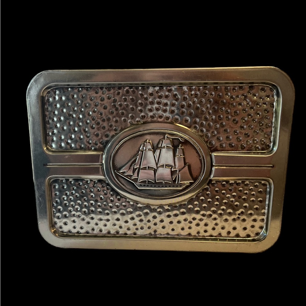 Vintage 1990 Hammered Old Spice Metal Tin Storage Container Made in England